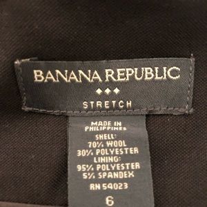 Banana Republic Skirts - Banana Republic pencil knee Lenght skirt wool 6 Banana Republic Skirts - Banana Republic pencil knee Lenght skirt wool 6